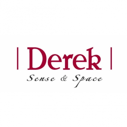 DEREK.jpg